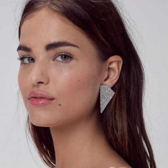 NWT For Love and Lemons Robin Crystal Earrings in Silver - Picture 1 of 5